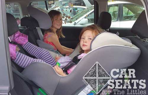 Rear Facing Car Seat Up To 65 Lbs Flash, What Kind Of Car Seat Should A 40 Lb Child Be In