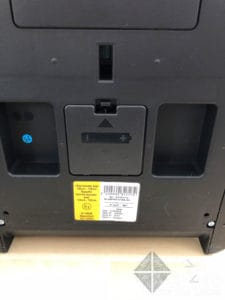 Maxi Cosi Kore Pro i-Size battery compartment